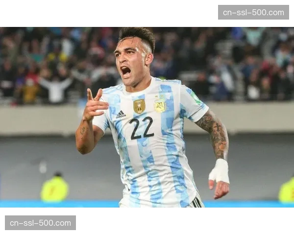 阿根廷劳塔罗跑动覆盖范围 前场逼抢强度与进攻衔接作用